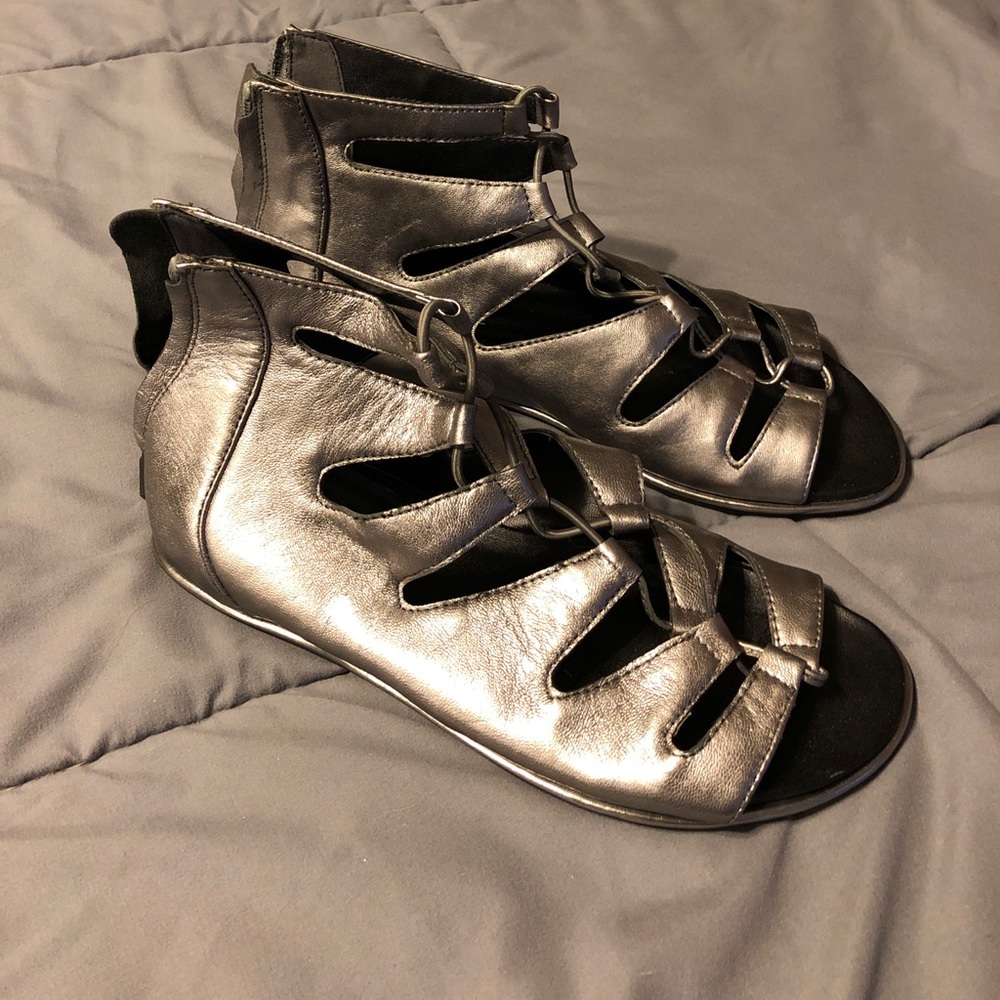 Kenneth Cole Sandals size 7.5